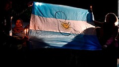 アルゼンチン上院、中絶法案否決　ローマ法王も反対