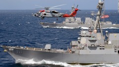 米海軍艦２隻、南沙諸島付近を通過　中国の反発必至