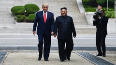 トランプ大統領、金委員長と板門店で会談　核協議の再開を示唆