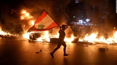 レバノン通貨７０％急落、全土で抗議デモ激化