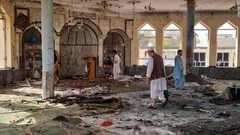 アフガン北部のモスクで爆発　４６人死亡、１４３人負傷