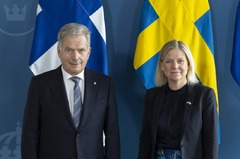 フィンランドとスウェーデン、ＮＡＴＯ加盟申請書を１８日に提出