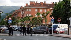 爆発で男女が死亡、ＤＶ事件の可能性　スペイン