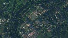ベラルーシの野営地にワグネルの車列続々　新たな衛星画像